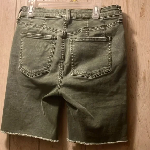 Free People denim shorts - Picture 2 of 12